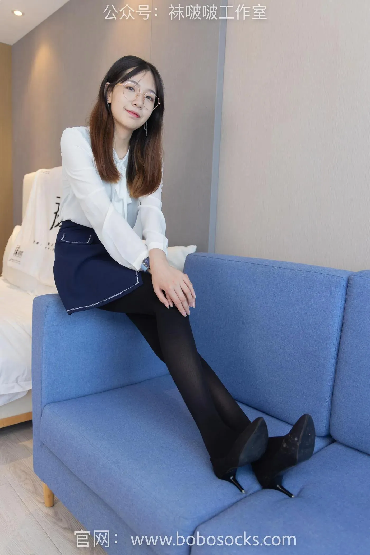 [BoBoSocks袜啵啵]NO.114 小甜豆-高跟鞋、帆布鞋、肉丝、厚黑丝 [175P]插图4